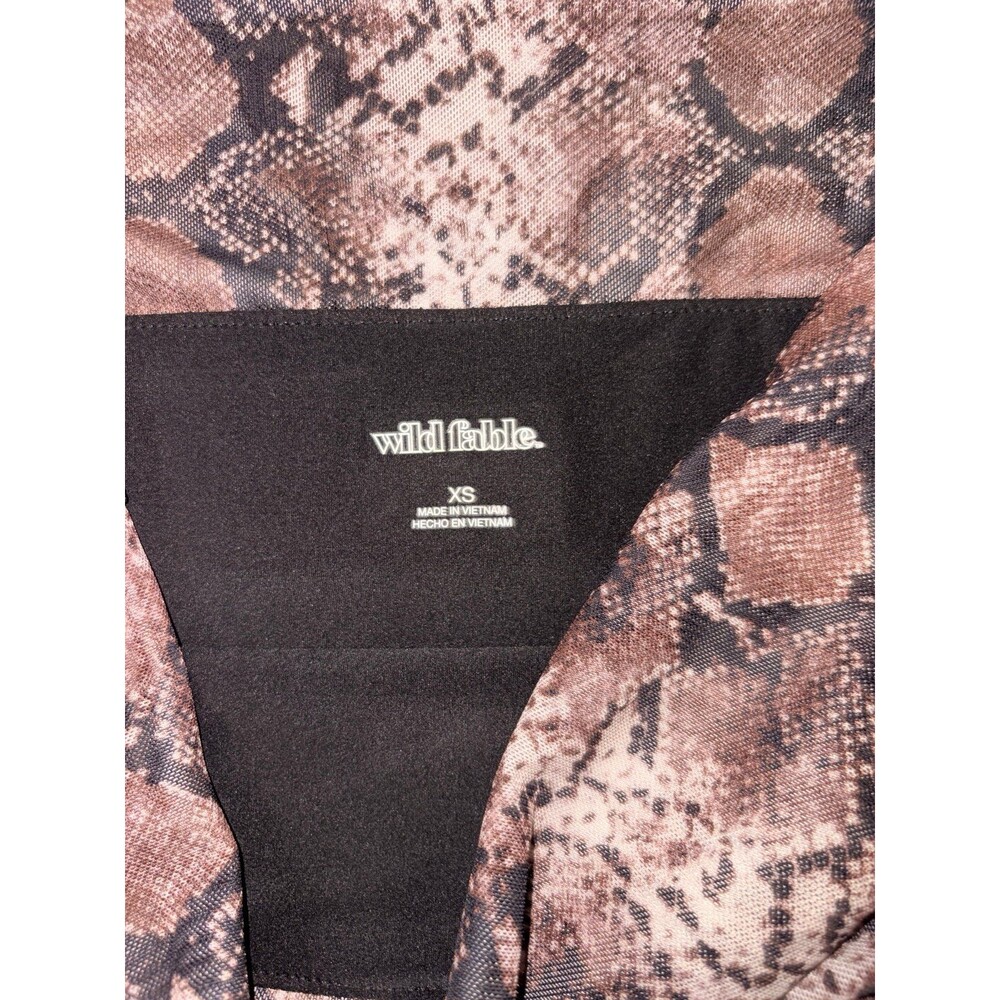 Women’s Off the Shoulder Snake Print XS Sheer Top Built in Bra NWT Wild Fable - Picture 6 of 6